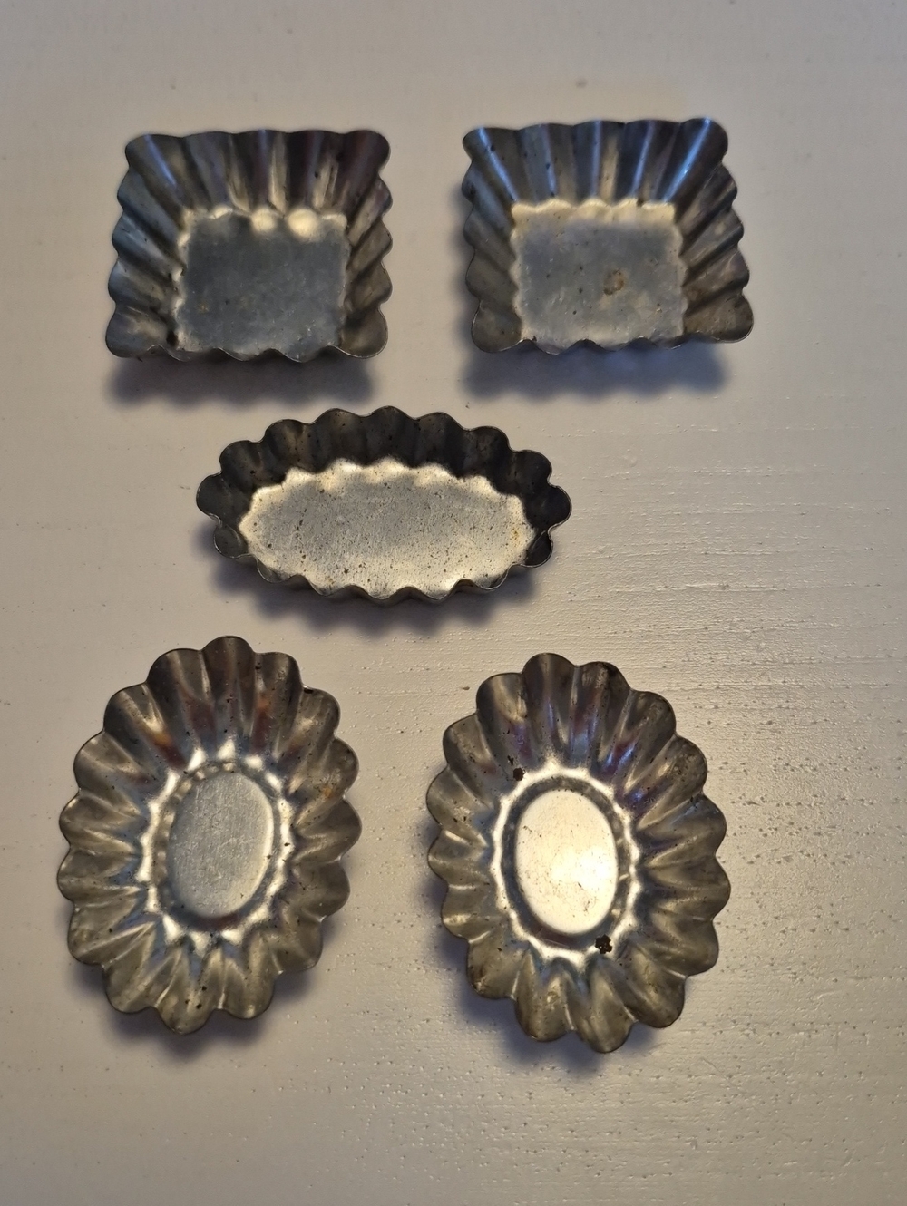 Set of 5 Vintage Fluted Mini Tart Molds - Silver Metal